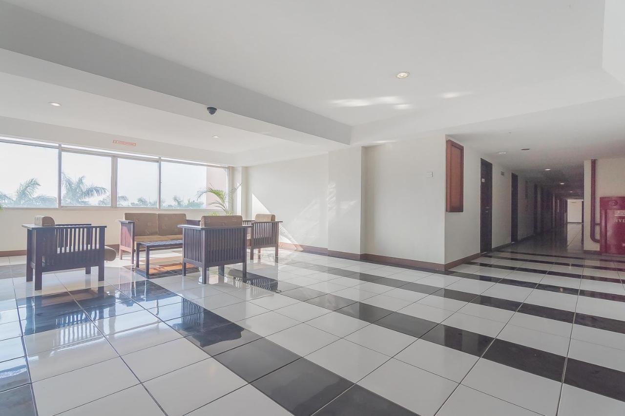 Reddoorz Apartment @ Emerald Towers Bandung Exteriör bild