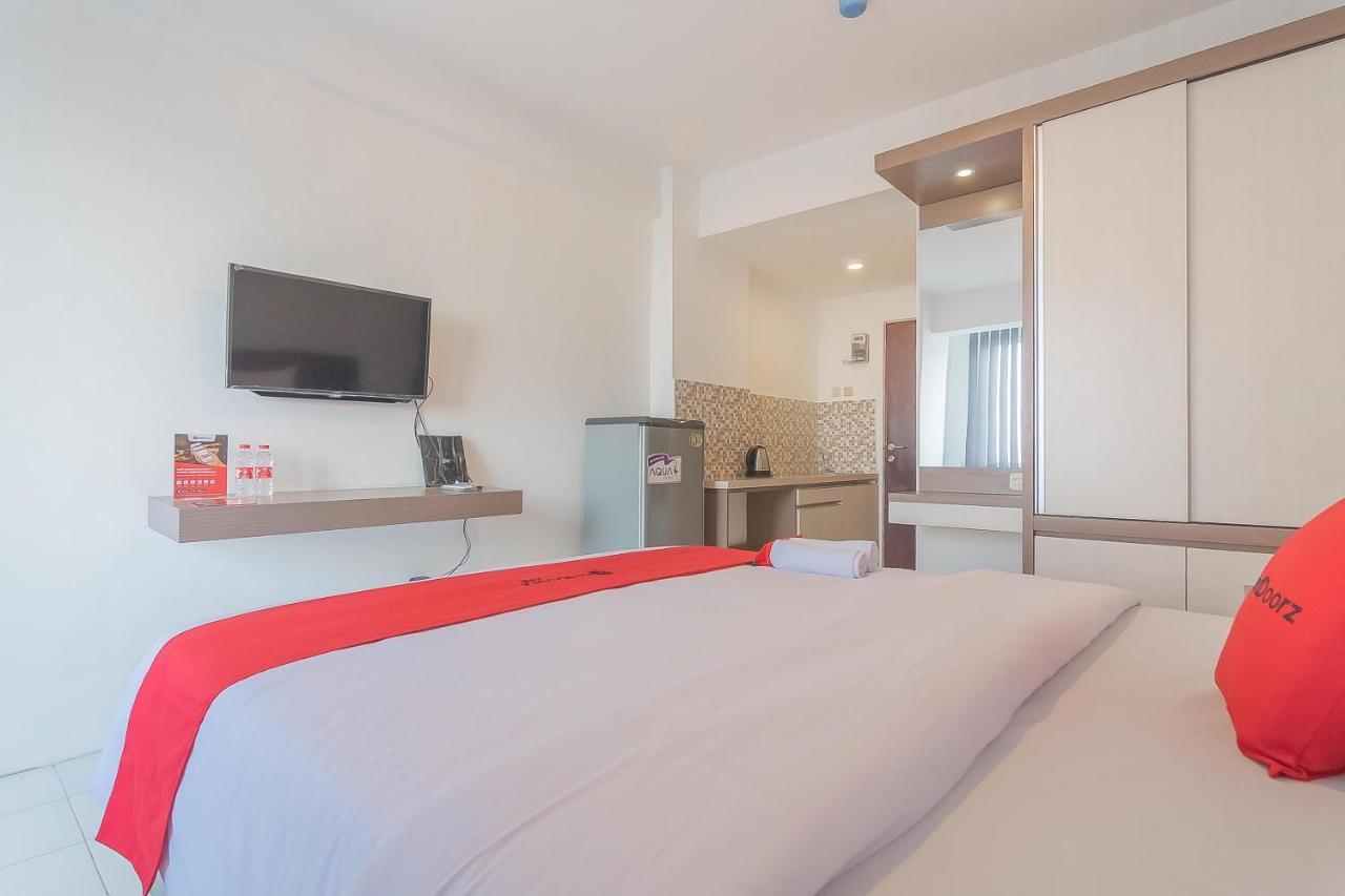 Reddoorz Apartment @ Emerald Towers Bandung Exteriör bild