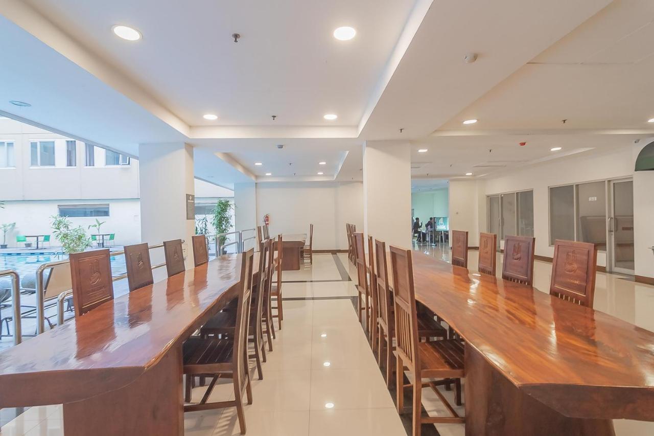 Reddoorz Apartment @ Emerald Towers Bandung Exteriör bild